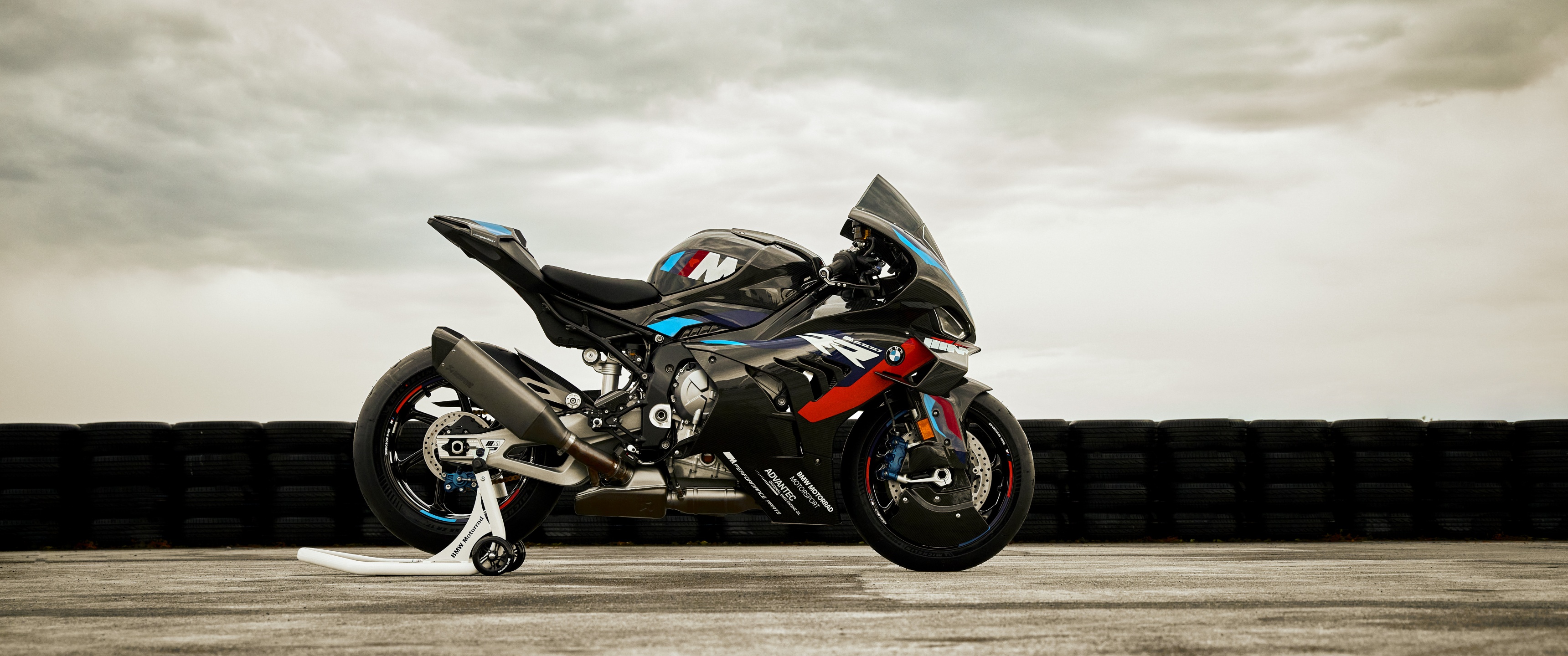 La BMW M 1000 RR